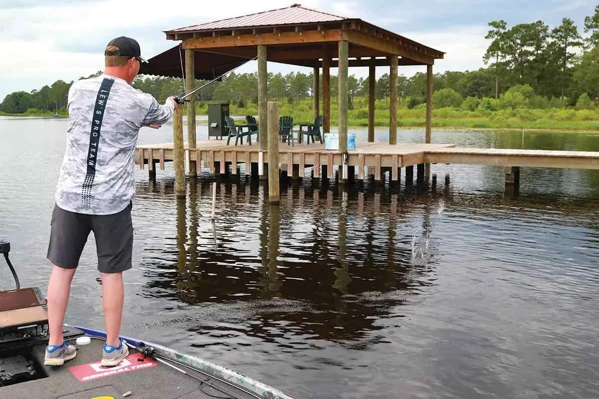 dock posts best place to use power shotting for bass fishing