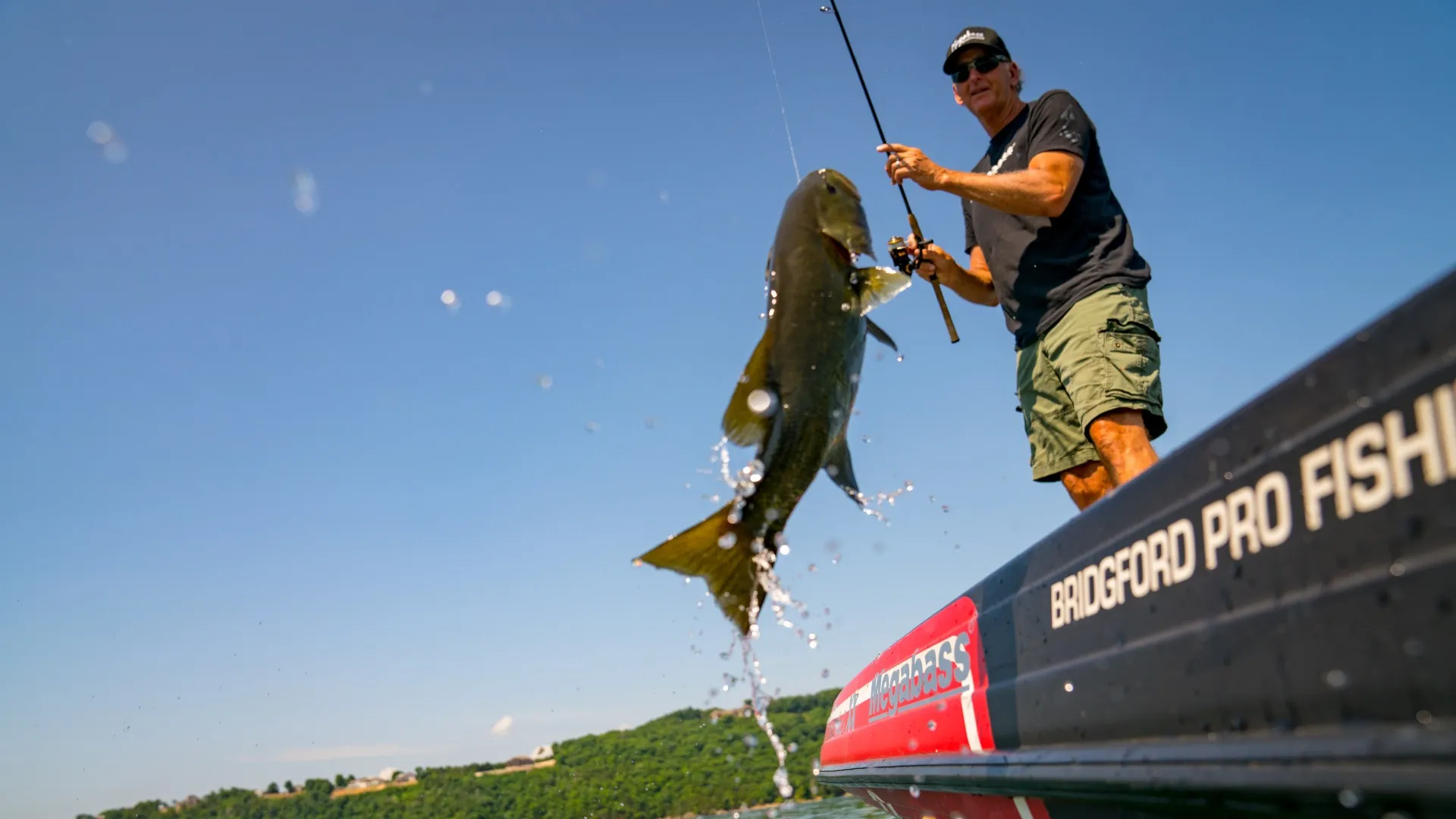 post-Mastering Fall Bass Fishing Techniques: A Guide to Power vs. Finesse