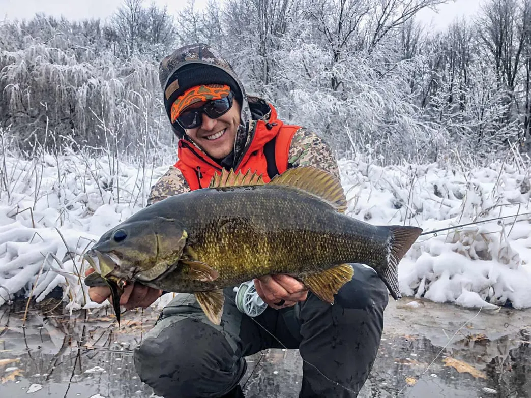 post-Fishing Bass in the Winter: Your Complete Guide to Lures, Locations & Pro Techniques