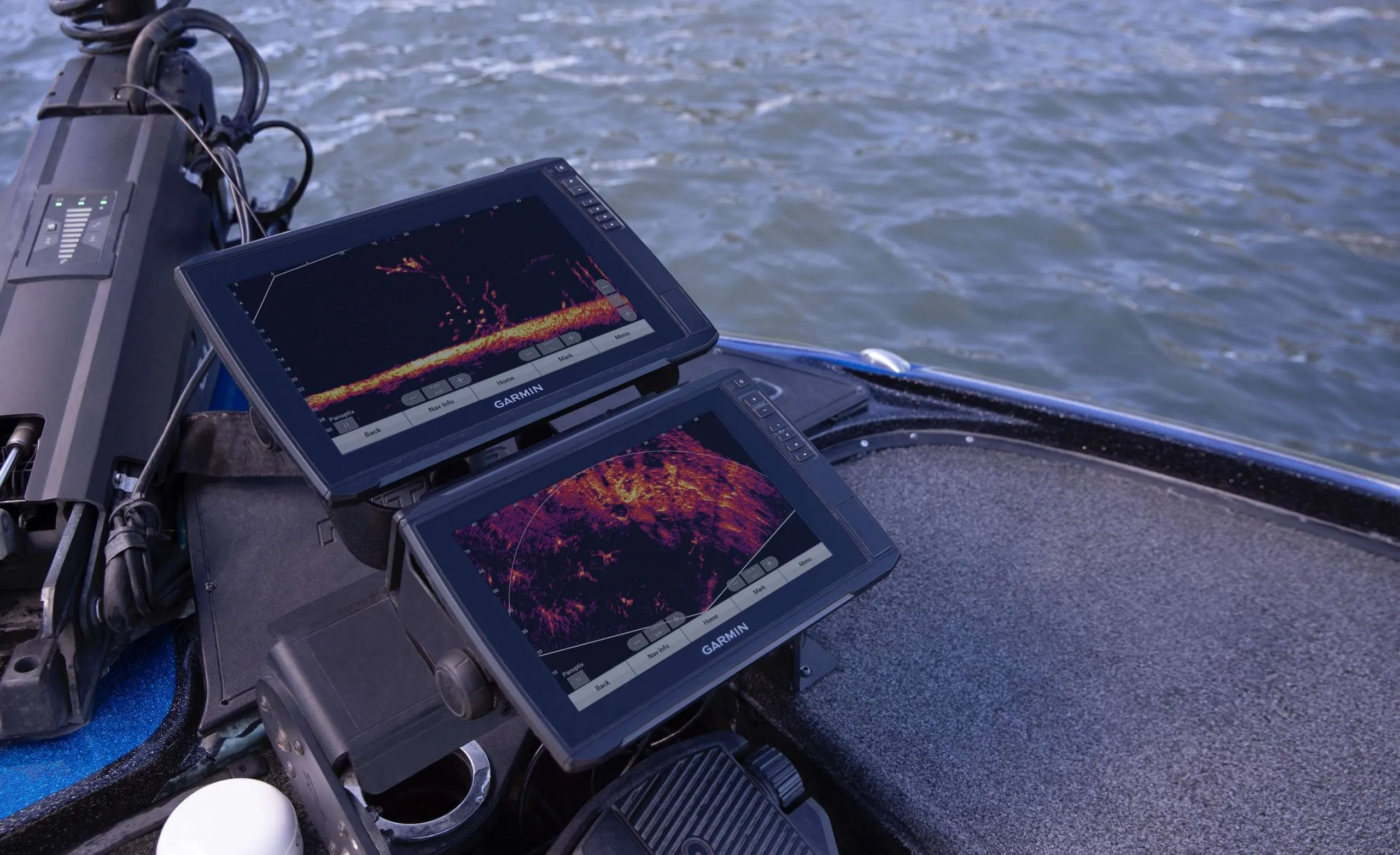 use sonar to Find These Structures Like a Pro
